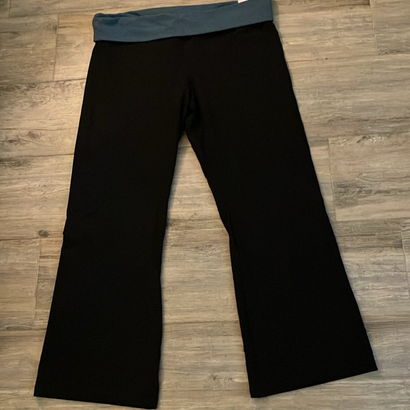 Victoria’s Secret Incredible Most-Loved bootcut yoga pants leggings XXL NWT - Picture 4 of 8